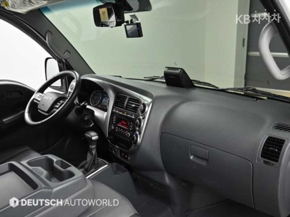 2025 - kia bongo iii