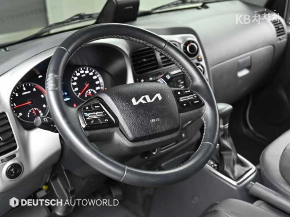 2025 - kia bongo iii