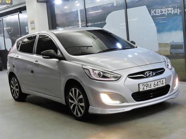 Hyundai Accent New Wit 1.6 GDi Premium 2