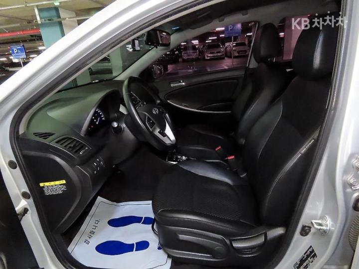 Hyundai Accent New Wit 1.6 GDi Premium 7