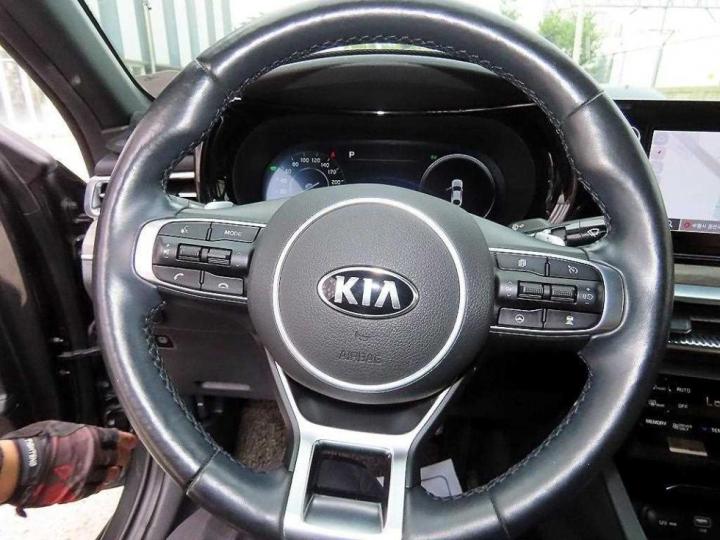 Kia K5 Hybrid 2.0 HEV Noblesse 9
