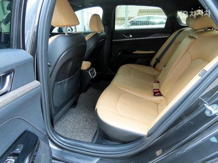 Kia K5 Hybrid 2.0 HEV Noblesse 7