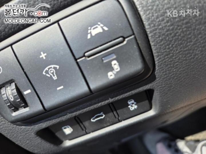 Kia K7 Premier 3.0 LPi Private Owner Noblesse 5