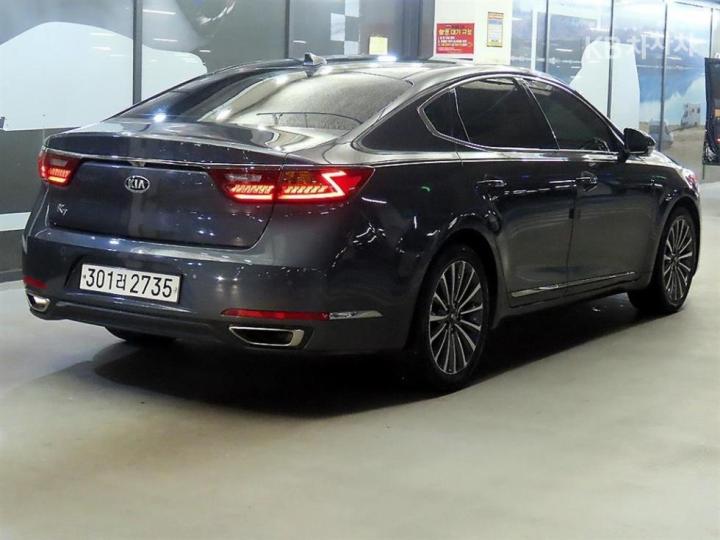 Kia K7 3.0 LPi Luxury 5