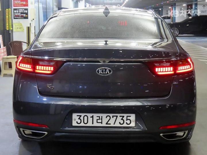 Kia K7 3.0 LPi Luxury 6