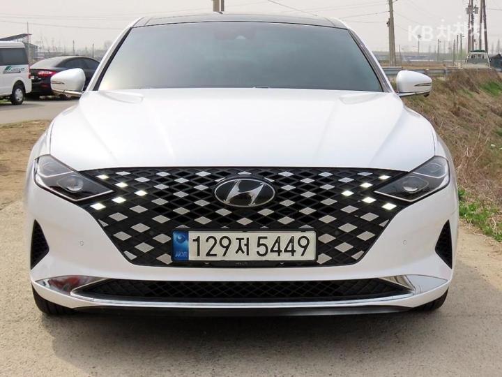 Hyundai Grandeur 2.5 LeBlanc 2