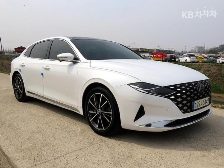Hyundai Grandeur 2.5 LeBlanc 3