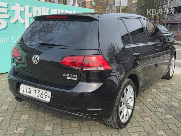 Volkswagen Golf 2.0 TDI MK7 5
