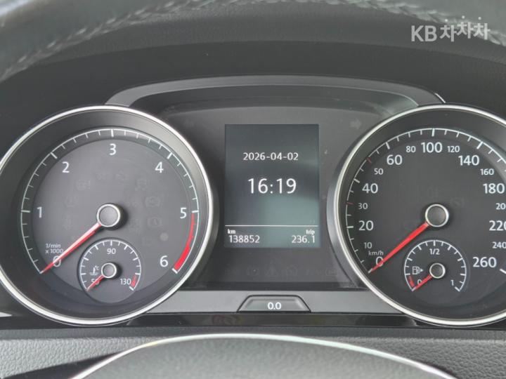 Volkswagen Golf 2.0 TDI MK7 7