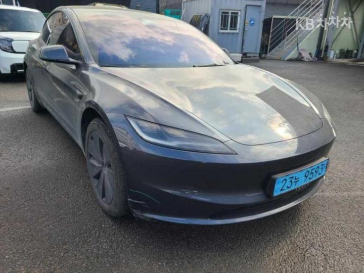 Tesla Model 3 Highland RWD 4