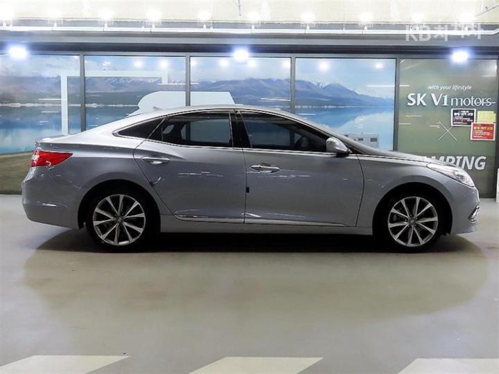 Hyundai Grandeur HG LPG HG300 Exclusive 4