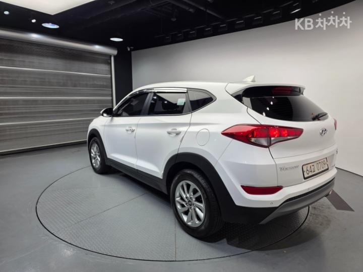 Hyundai Tucson Diesel e-VGT R 2.0 4WD Style 4