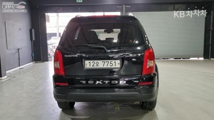 KG Mobility (Ssangyong) Rexton W 4WD RX7 Luxury 5