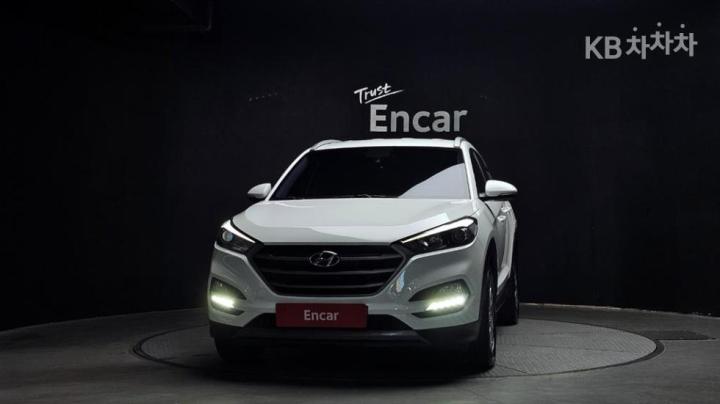 Hyundai Tucson Diesel e-VGT R 2.0 2WD Modern 4