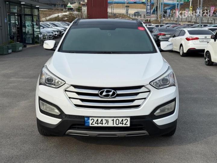 Hyundai Santa Fe DM R2.0 2WD PREMIUM Base Type 2