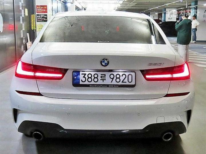 BMW 3 Series G20 320i M Sport 6