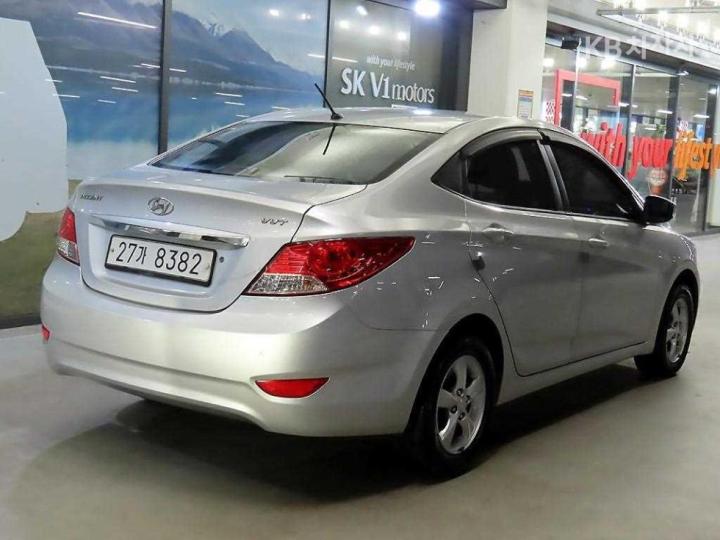 Hyundai Accent New 1.4 VVT Premier 5