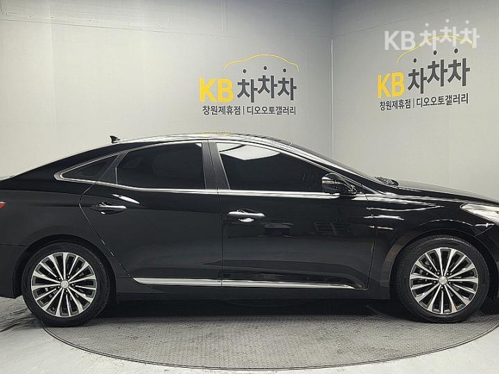 Hyundai Grandeur HG HG300 Premium 5