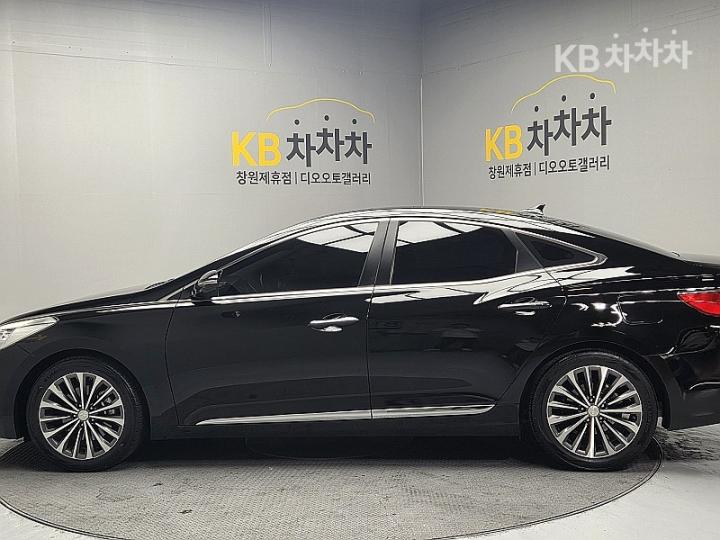 Hyundai Grandeur HG HG300 Premium 9