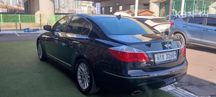 Hyundai Genesis BH330 LUXURY Base Type 6