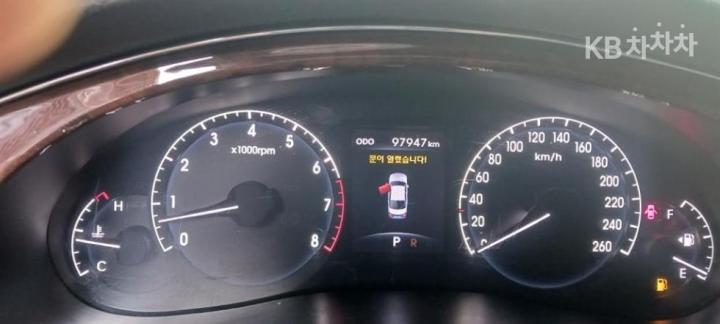 Hyundai Genesis BH330 LUXURY Base Type 10