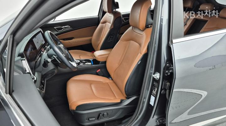 Kia Sportage The G1.6 T-GDI 2WD Signature 8