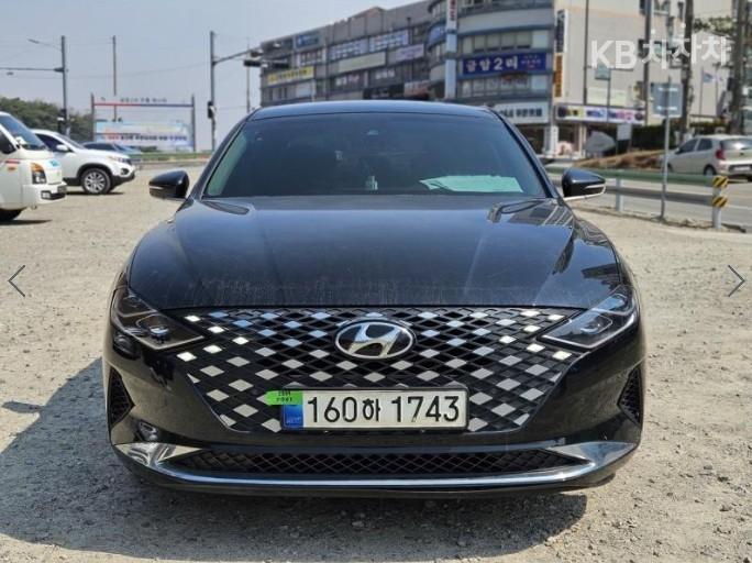 Hyundai Grandeur LPi 3.0 Premium 2