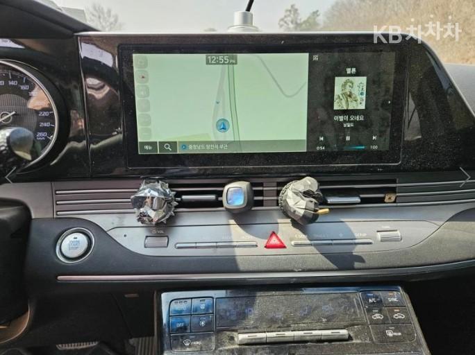 Hyundai Grandeur LPi 3.0 Premium 9