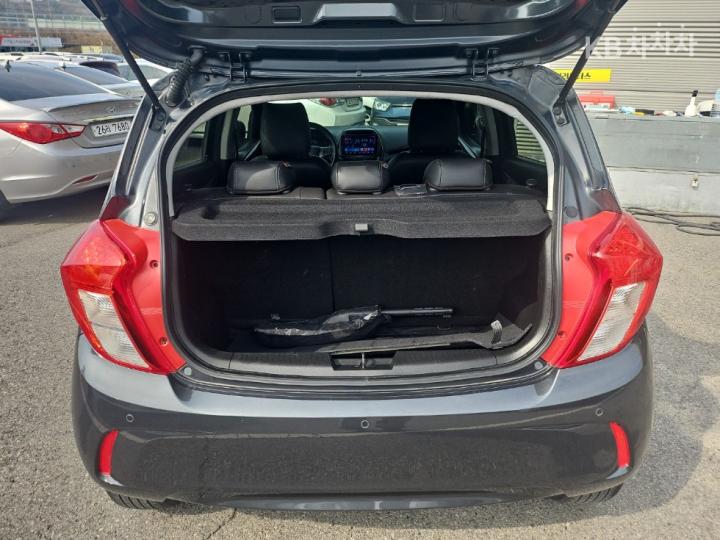 Chevrolet Spark Premier Base Type 8