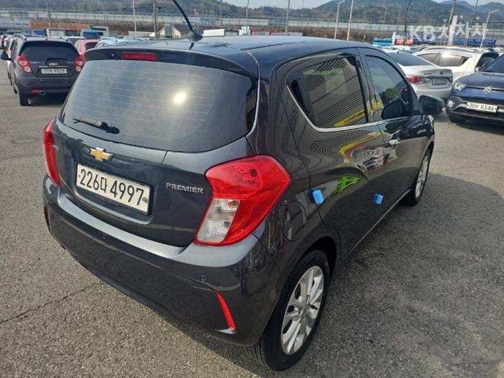 Chevrolet Spark Premier Base Type 5