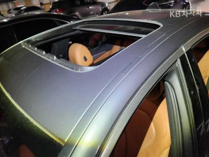 BMW 5 Series G30 520d xDrive M Sport Package 8