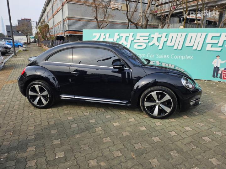 Volkswagen Beetle The 2.0 TDI Premium 12 year ~ 4