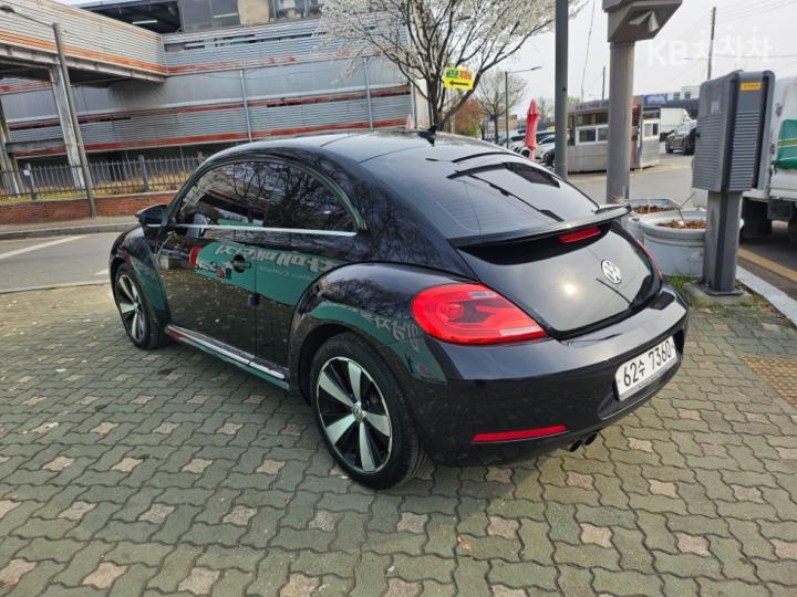 Volkswagen Beetle The 2.0 TDI Premium 12 year ~ 5