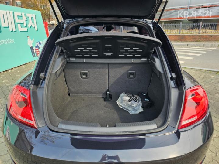 Volkswagen Beetle The 2.0 TDI Premium 12 year ~ 7