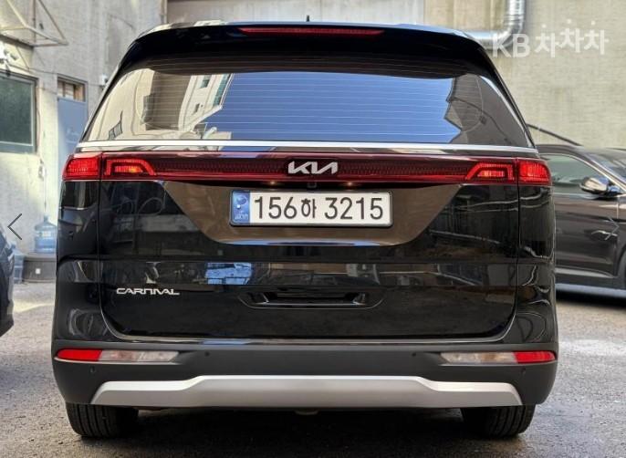 Kia Carnival D2.2 Prestige 5