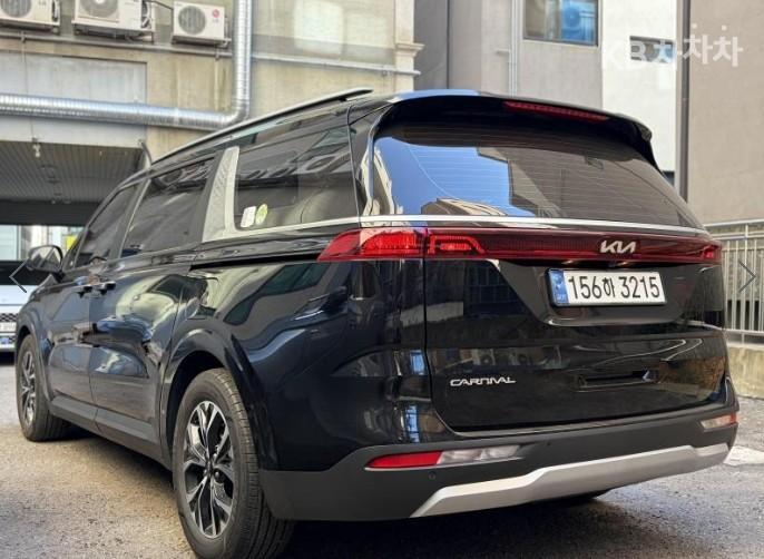 Kia Carnival D2.2 Prestige 6