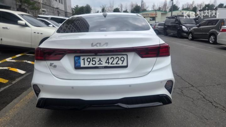 Kia K3 BD 1.6 Gasoline Noblesse 4