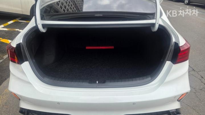 Kia K3 BD 1.6 Gasoline Noblesse 6