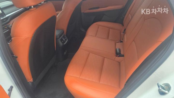 Kia K3 BD 1.6 Gasoline Noblesse 7