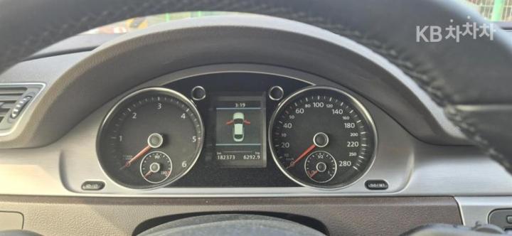 Volkswagen CC New 2.0 TDI BlueMotion 6