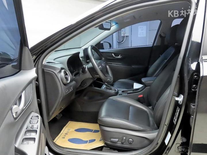 Hyundai Kona Hybrid 1.6 HEV Modern 6