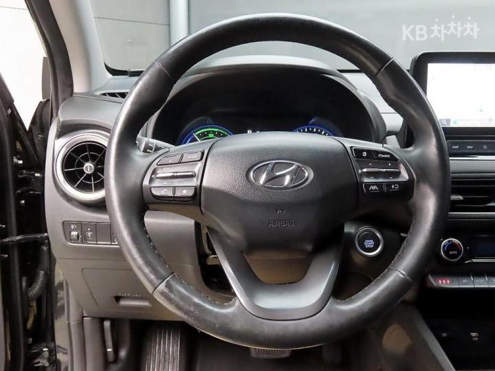 Hyundai Kona Hybrid 1.6 HEV Modern 10