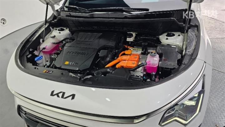 Kia Niro The 1.6 HEV Signature 7