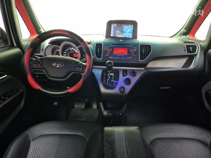 Kia Ray 1.0 Gasoline Deluxe Special 8