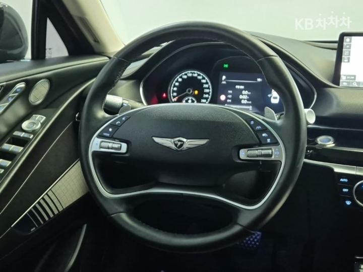 Genesis G80 RG3 2.5 T-GDi 2WD 10