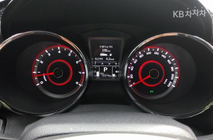 KG Mobility (Ssangyong) Tivoli Gasoline LX Premium Type 5