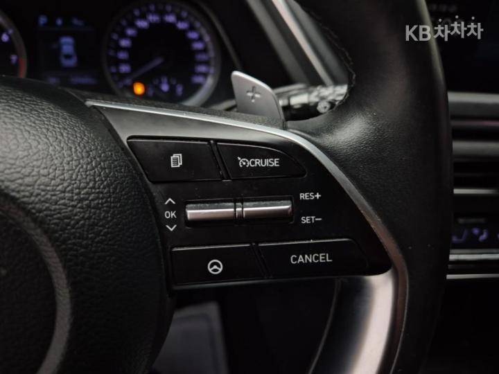 Hyundai Sonata DN8 2.0 Premium 8