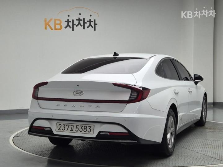 Hyundai Sonata DN8 2.0 Premium 4