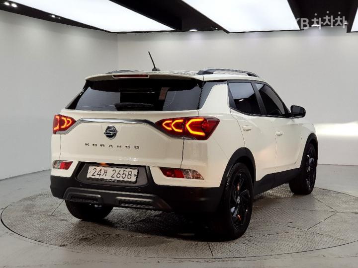 KG Mobility (Ssangyong) Korando Beautiful 1.6 Diesel 2WD Fantastic 5
