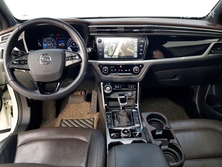 KG Mobility (Ssangyong) Korando Beautiful 1.6 Diesel 2WD Fantastic 6